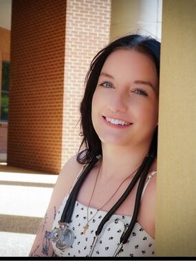 Meet your Posher, Court